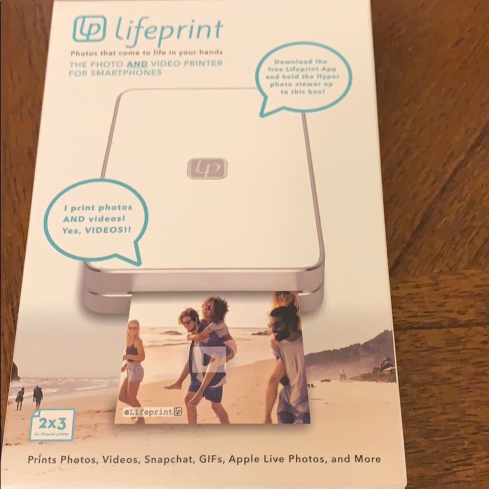 Lifeprint photo and video printer; 2x3 size
